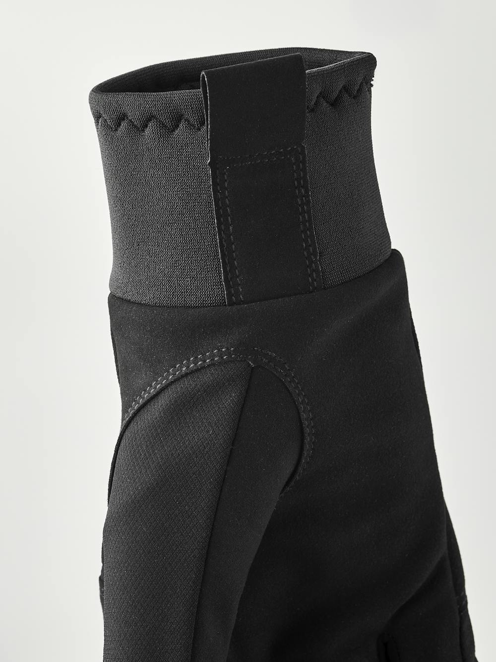 XC Tracker 5-finger in the color Black (5 of 5)