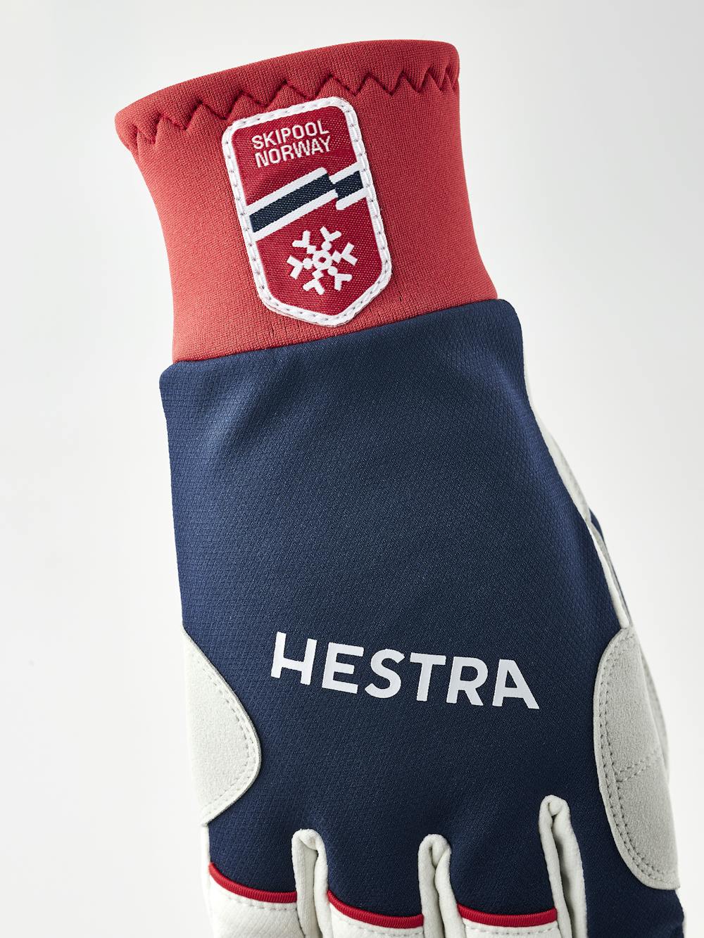 XC Tracker 5-finger in the color Navy (3 of 5)