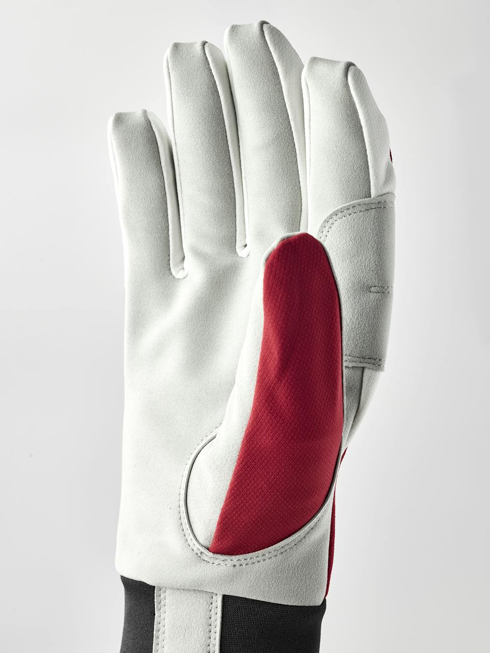 XC Tracker 5-finger in the color Red (3 of 5)