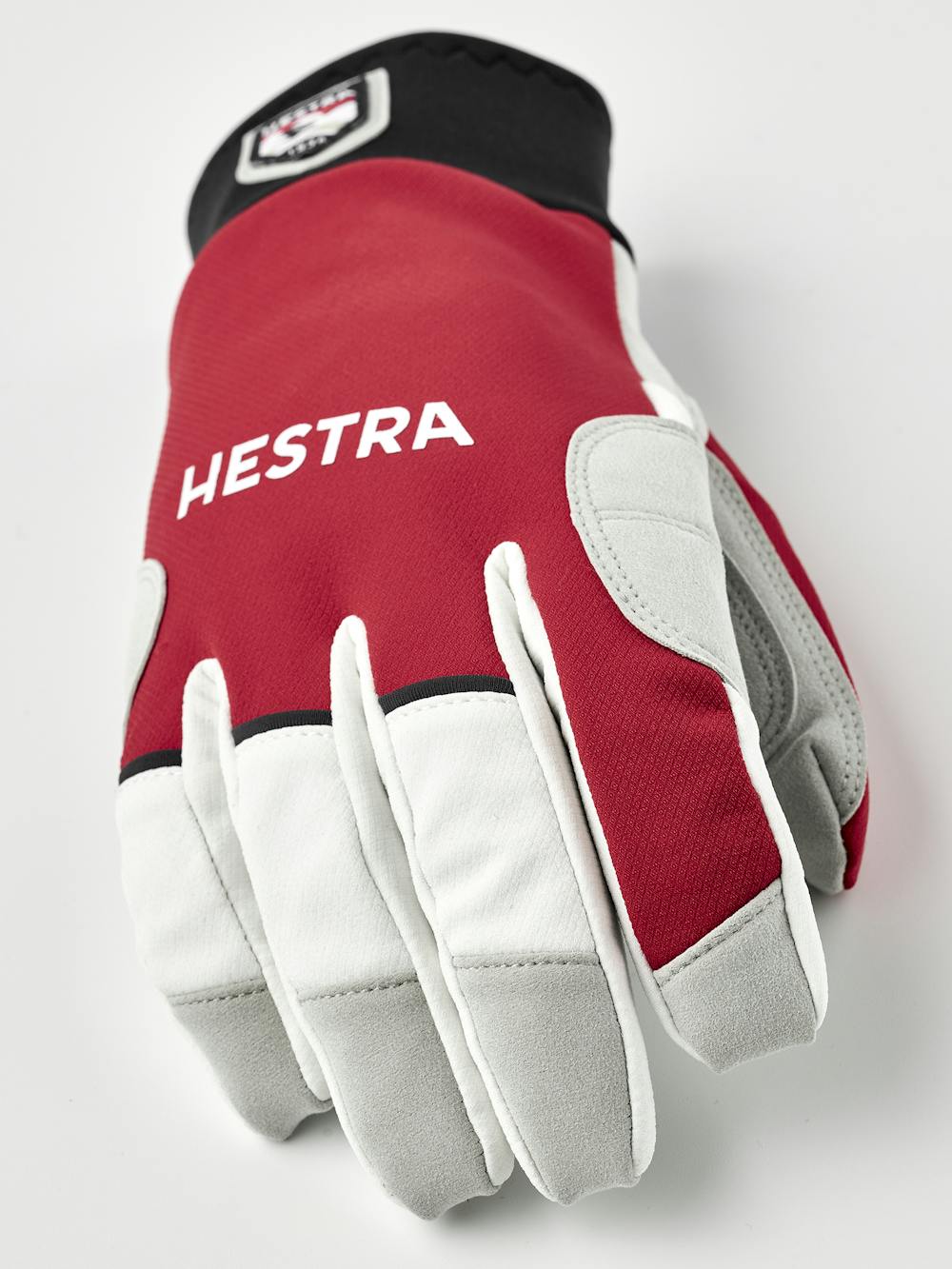 XC Tracker 5-finger in the color Red (5 of 5)