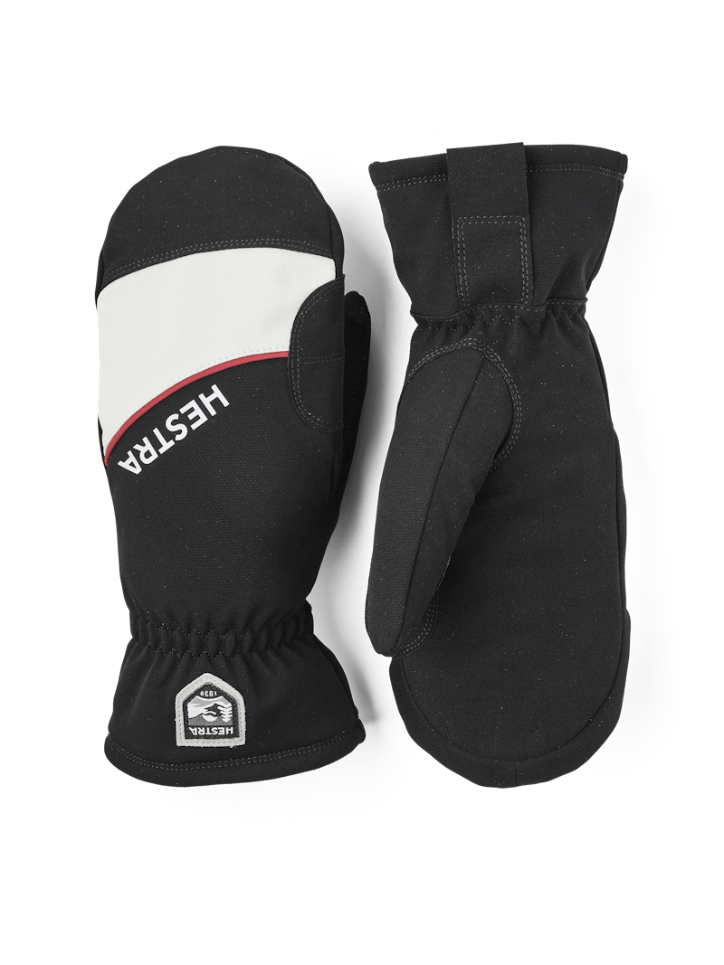 XC Tracker Mitt in the color Black (1 of 5)