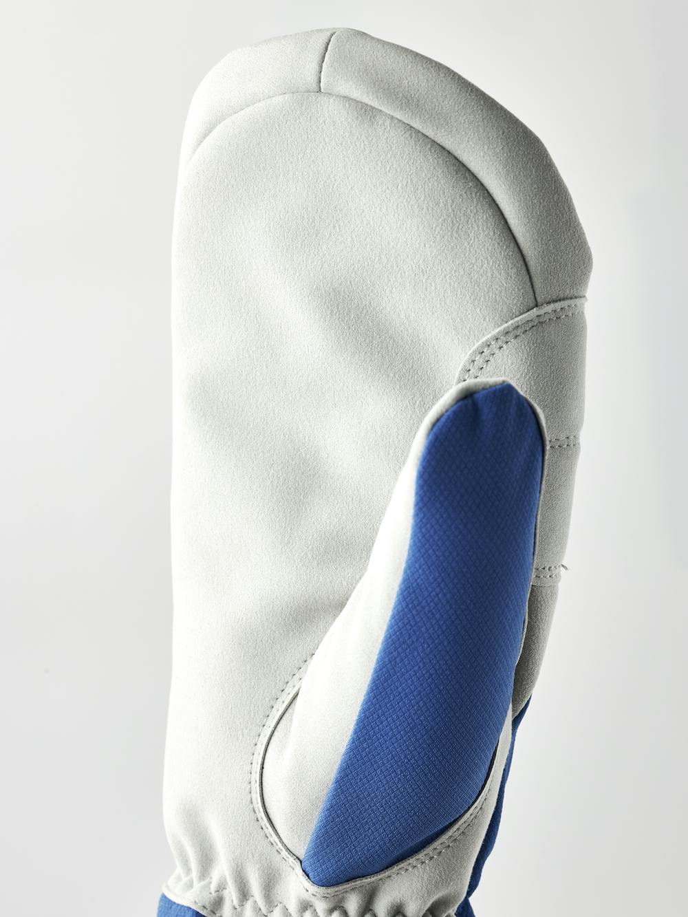 XC Tracker Mitt in the color Royal blue (2 of 5)