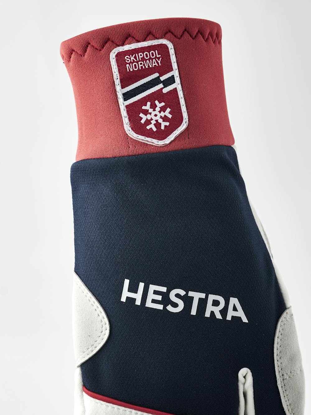 XC Tracker 3-finger in the color Navy (3 of 5)