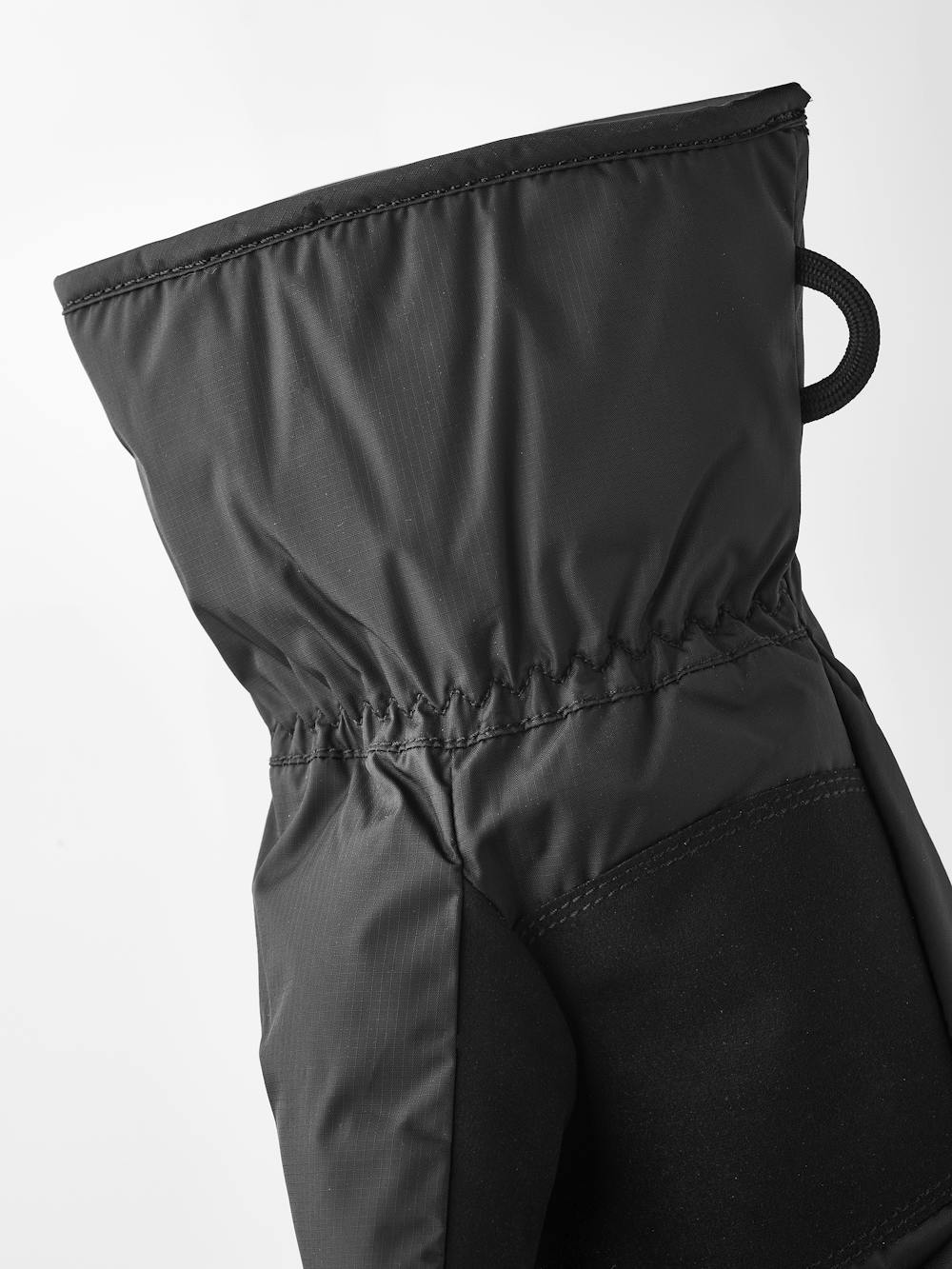 Expedition Liner 3-Finger in the color Black (5 of 5)