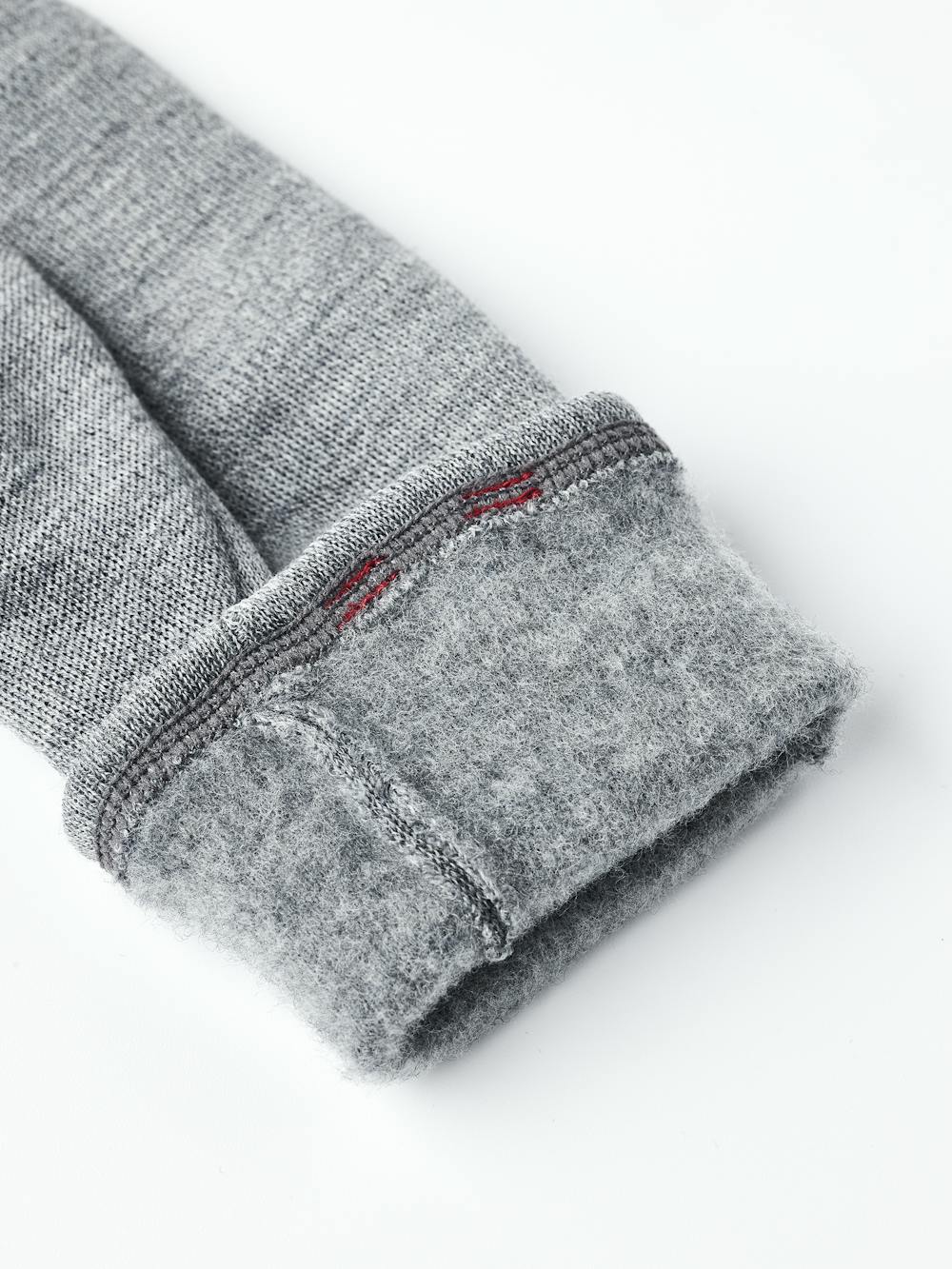 Gravita Merino Liner Mitt in the color Grey (5 of 6)