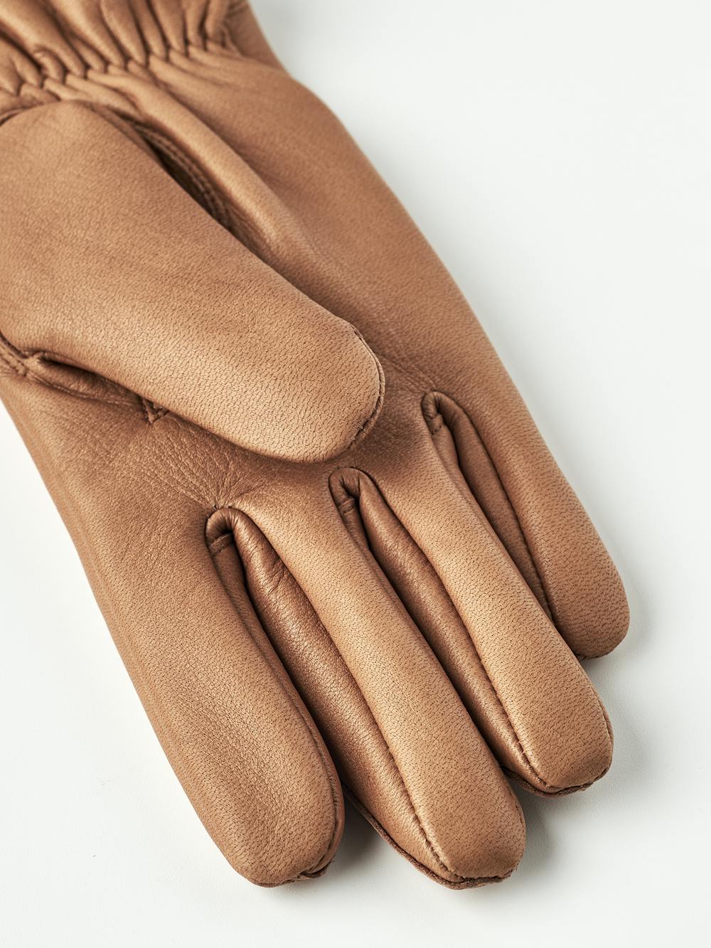 Tiril in the color Cork (6 of 6)