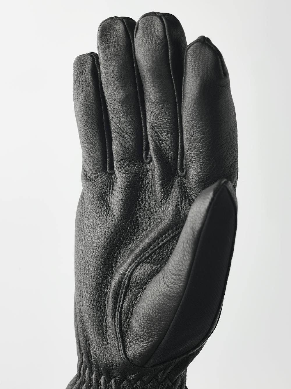 Gneis i färgen Svart (3 av 5)