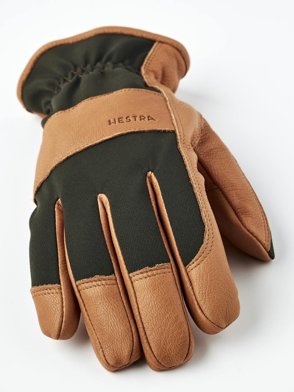 Gneis i färgen Dark forest (6 av 6)