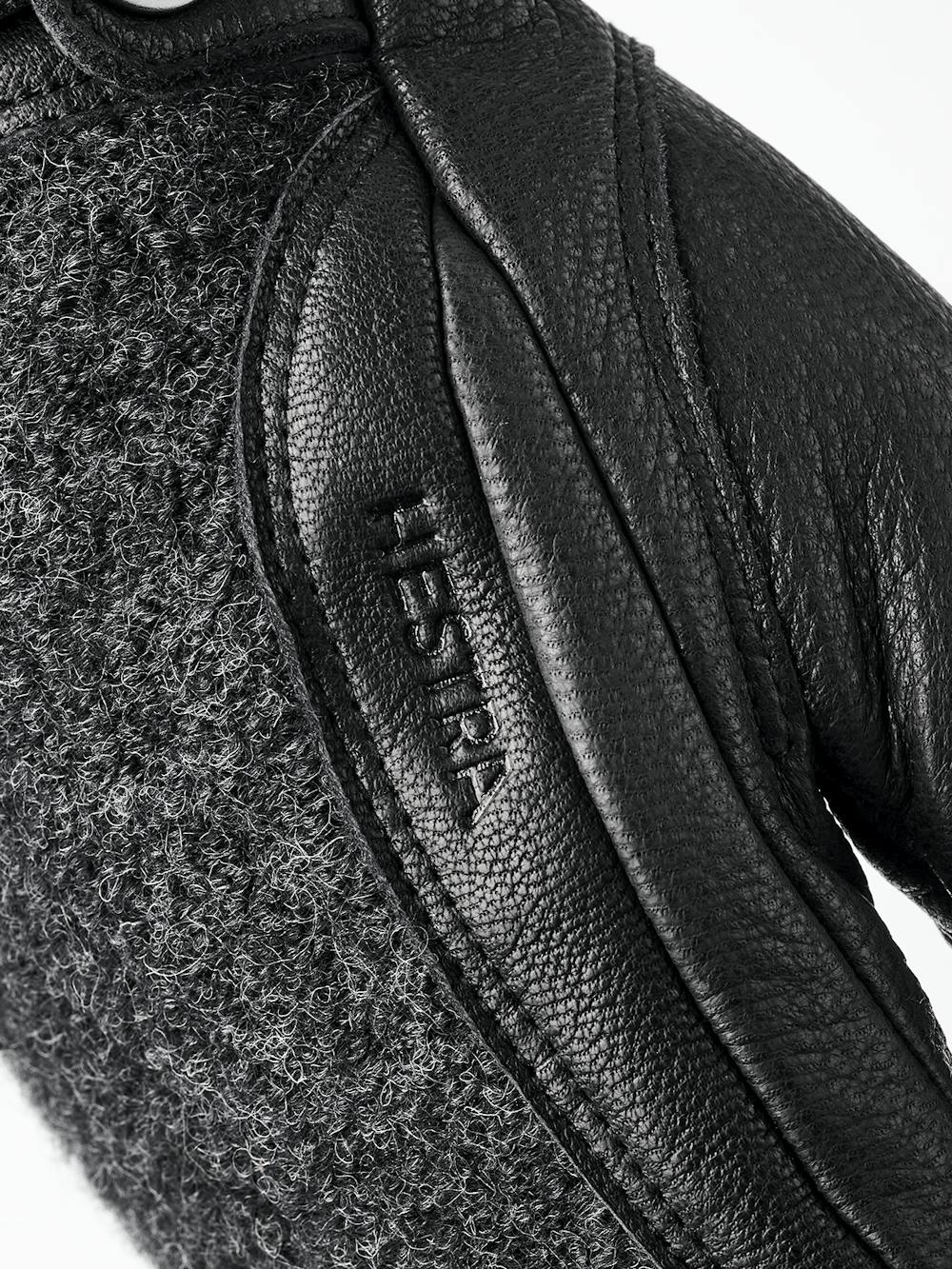 Daniel in the color Charcoal & black (5 of 5)