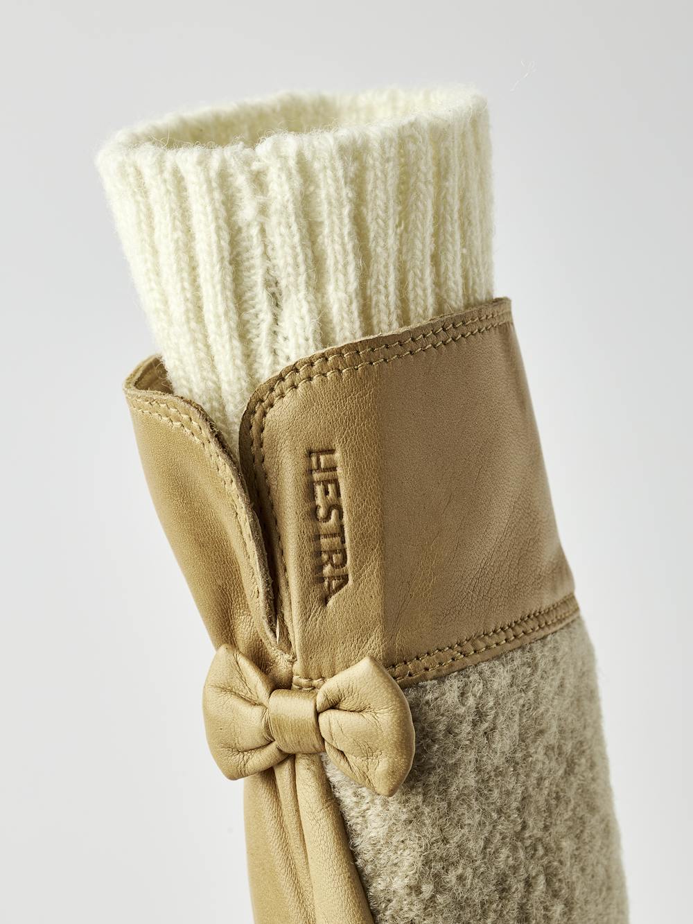 Millie Mitt in the color Camel (3 of 5)