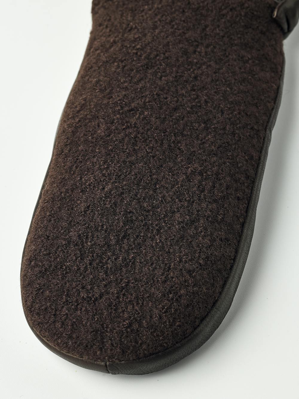 Millie Mitt in the color Espresso (3 of 5)