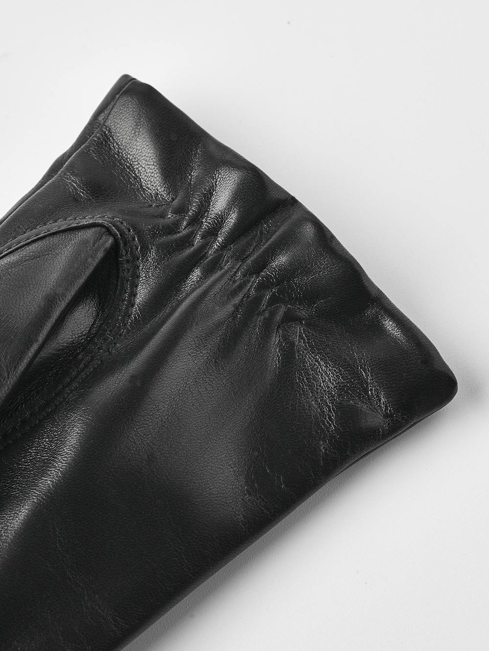 Elisa in der Farbe Schwarz (5 oder 6)