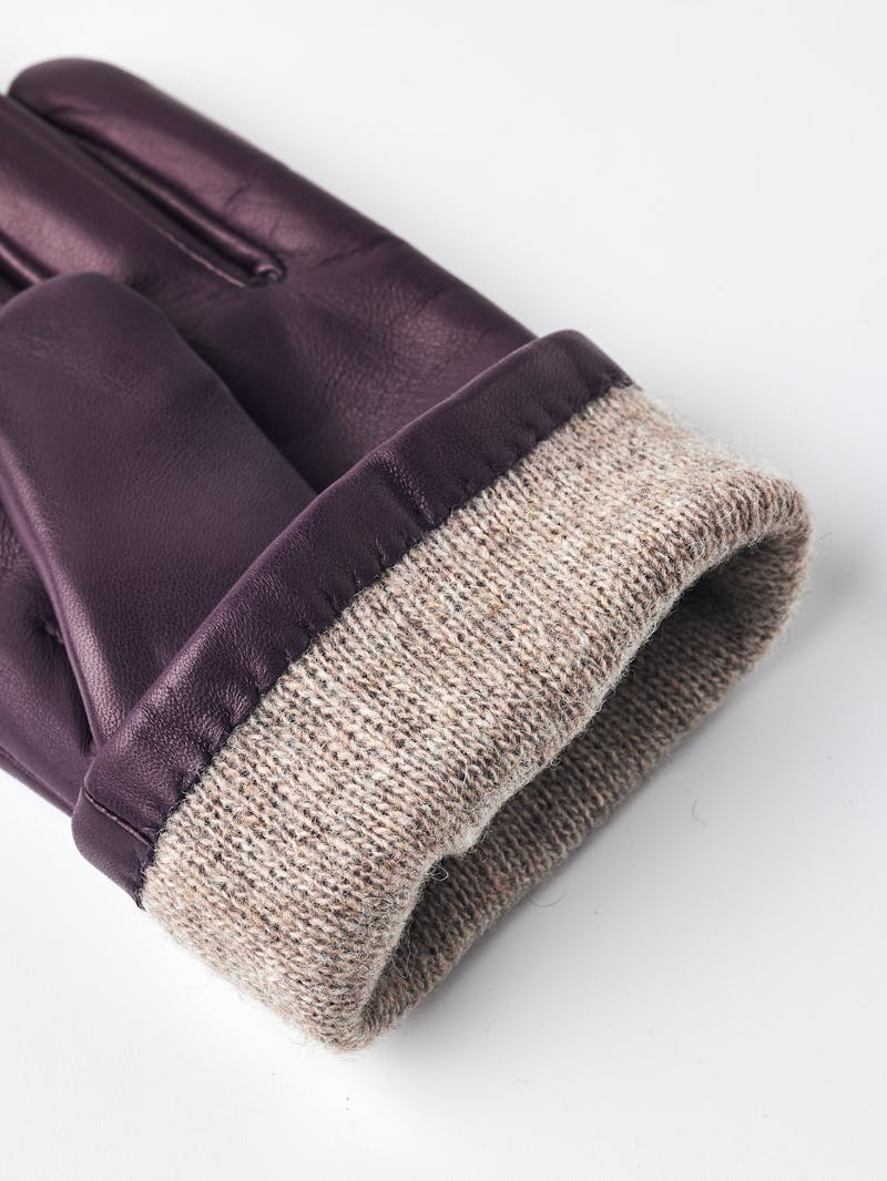 Elisa in the color Dark Plum (5 of 6)