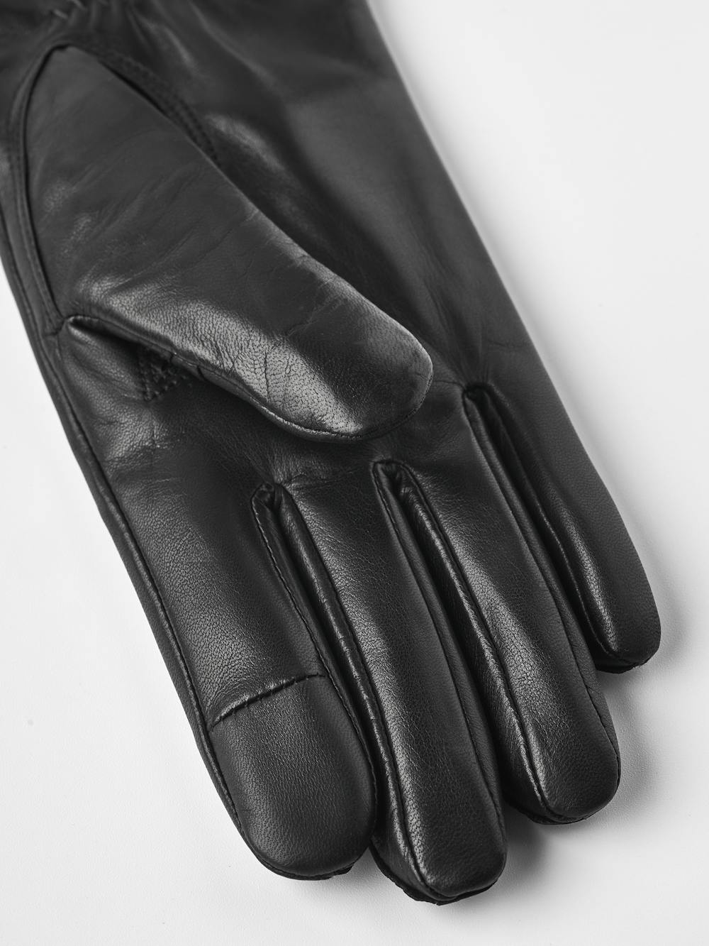 Elisa in der Farbe Schwarz (2 oder 6)