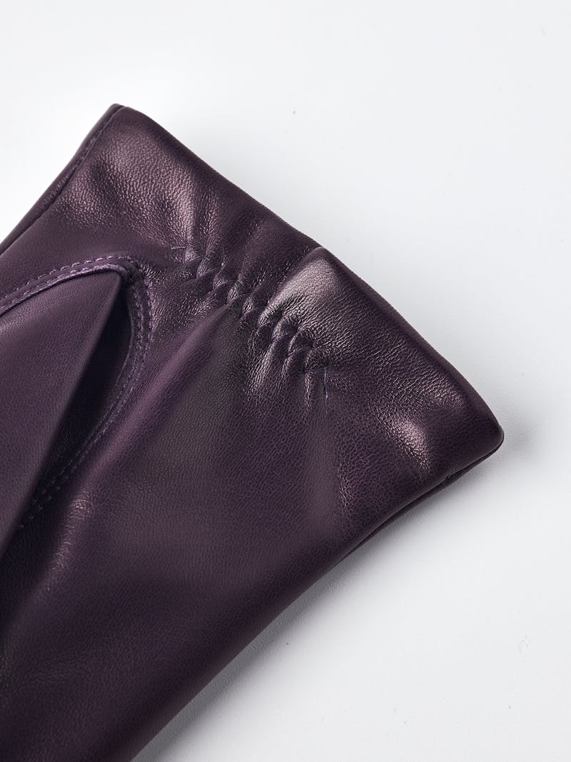 Elisa in the color Dark Plum (2 of 6)