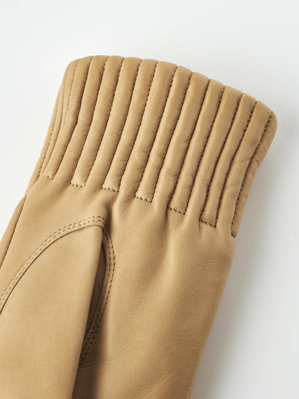 Valeria in the color Camel (5 of 6)