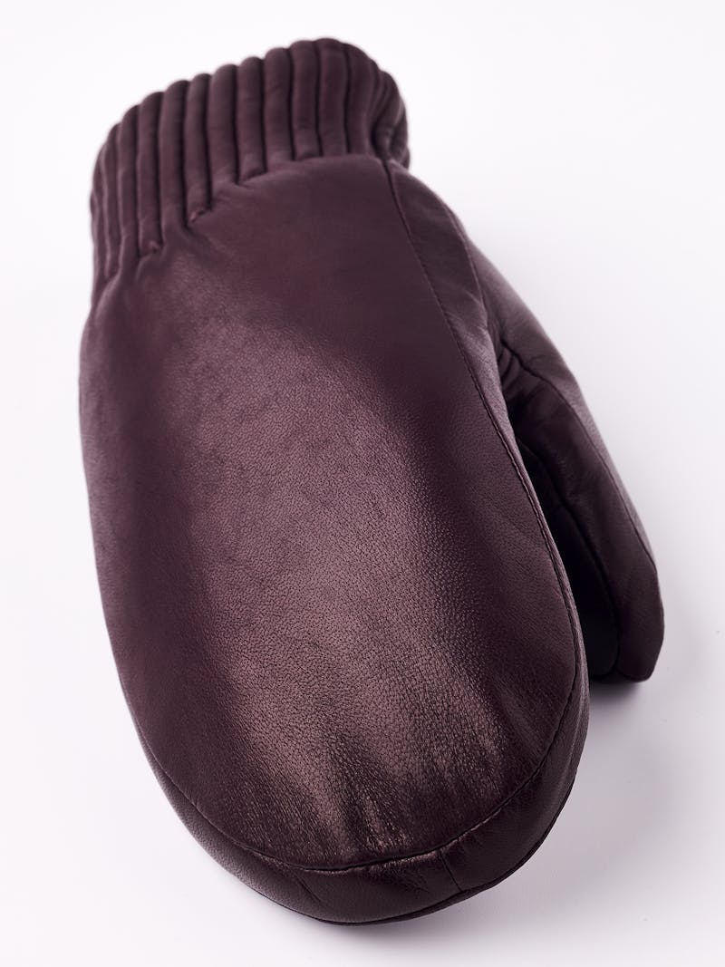 Valeria Mitt in the color Bordeaux (5 of 5)