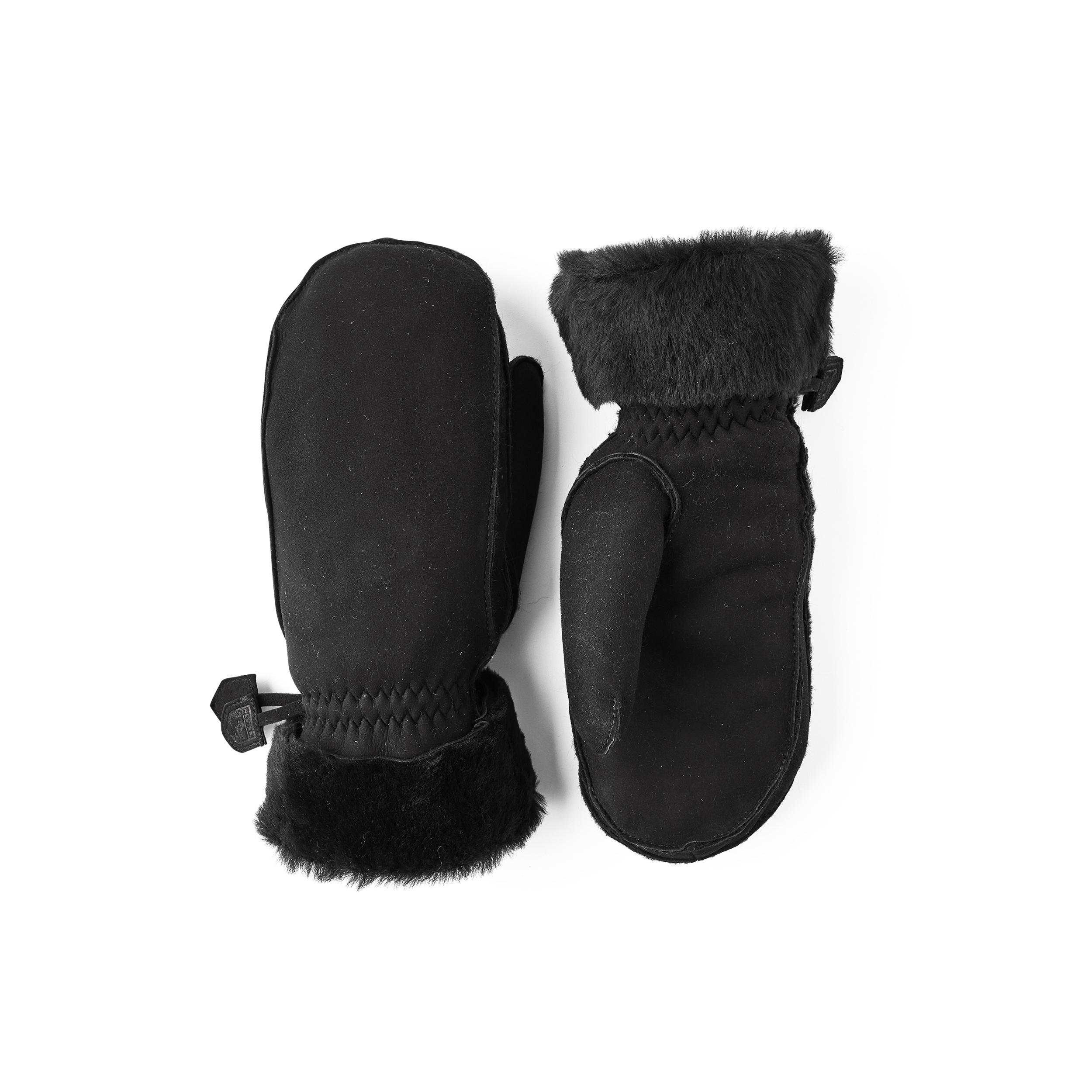 Ilona Mitt in the color Black (1 of 5)