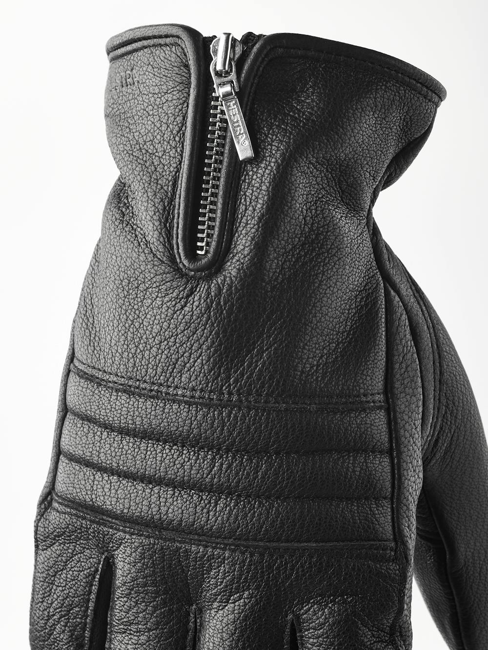 Keith in the color Black (4 of 5)