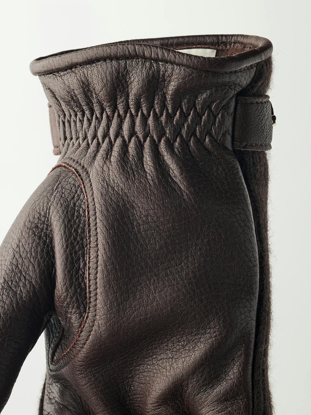 Christopher Elk in the color Espresso (3 of 5)