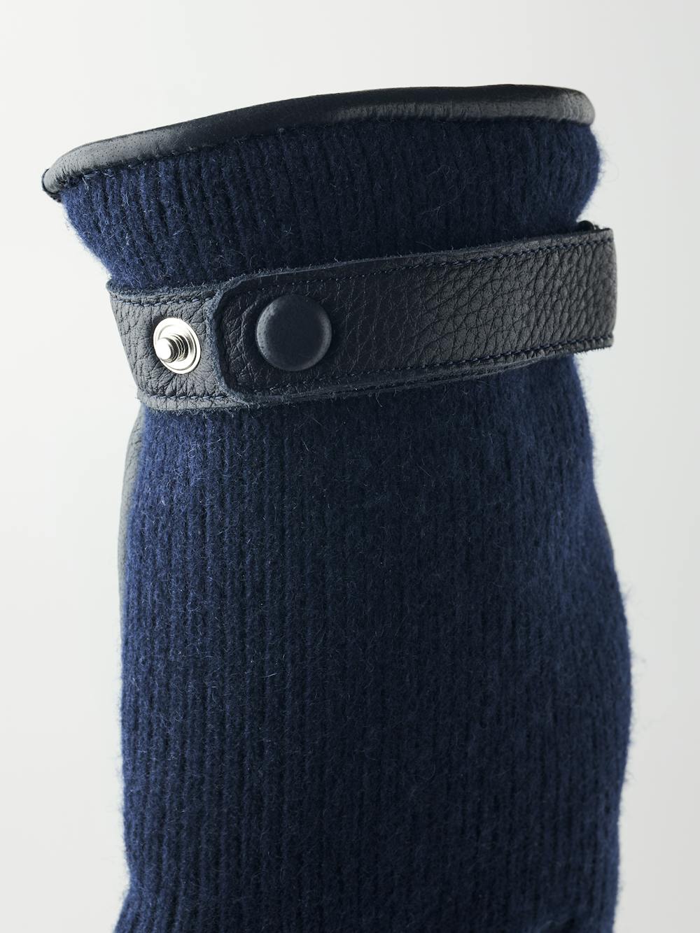 Christopher Elk in the color Navy (4 of 5)