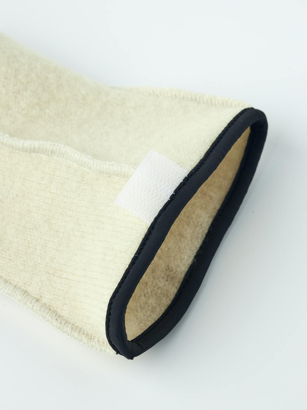 Wakayama Wool Liner Mitt i färgen Offwhite (2 av 5)