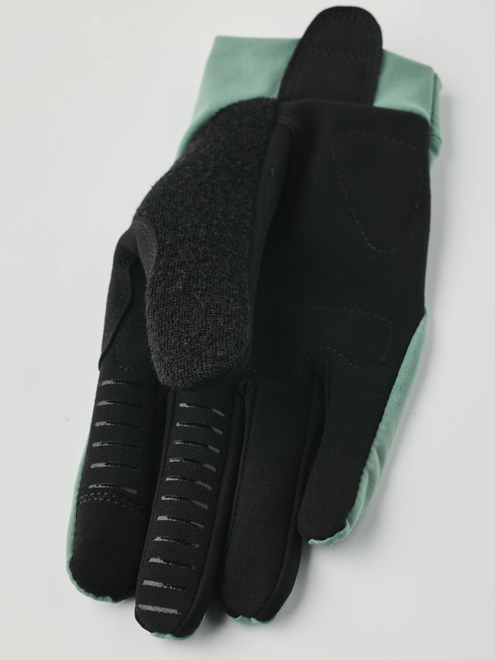 Apex Long - 5 finger in the color Silver Green (2 of 5)