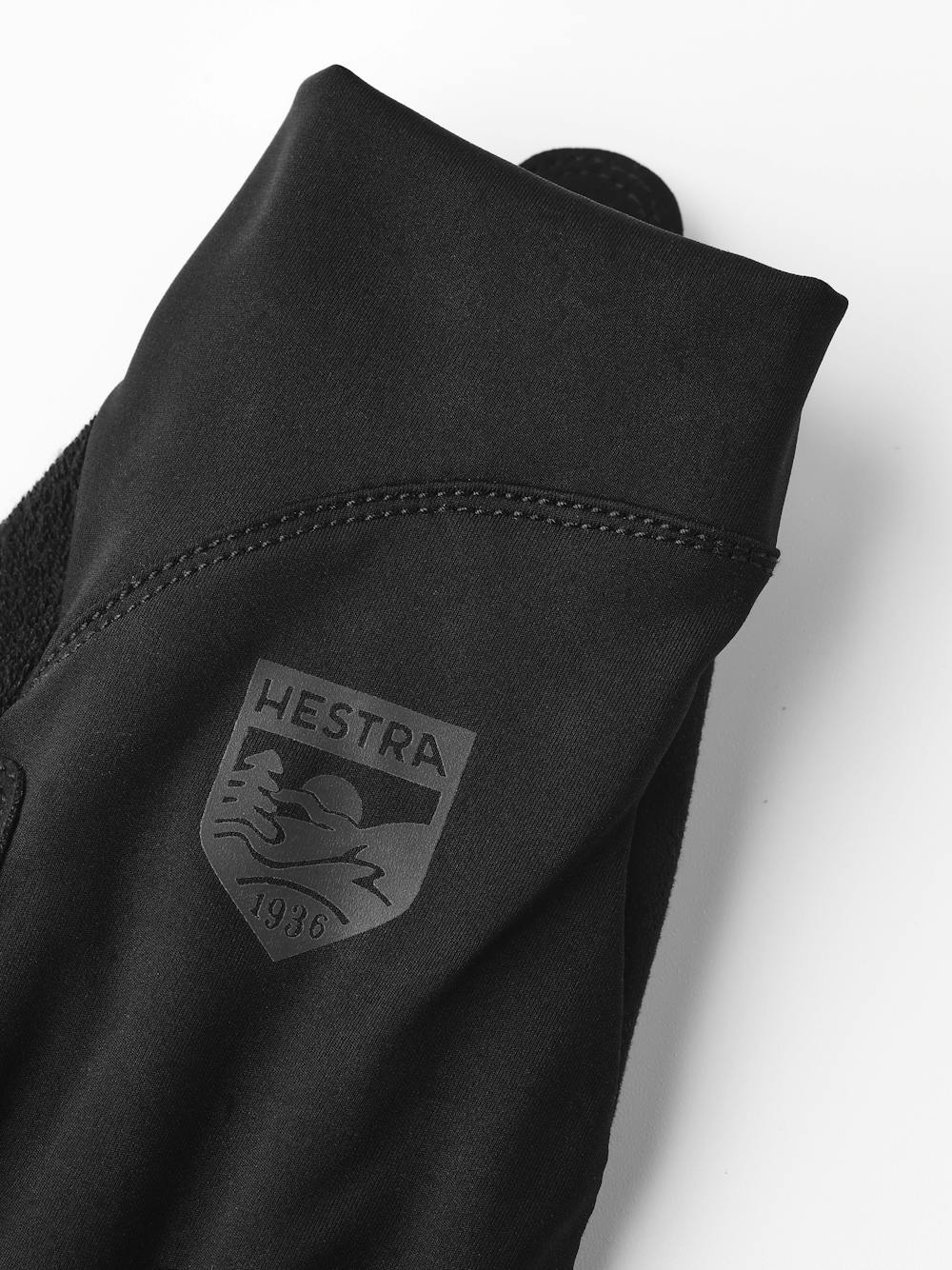 Apex Short - 5 finger i färgen Svart (5 av 5)