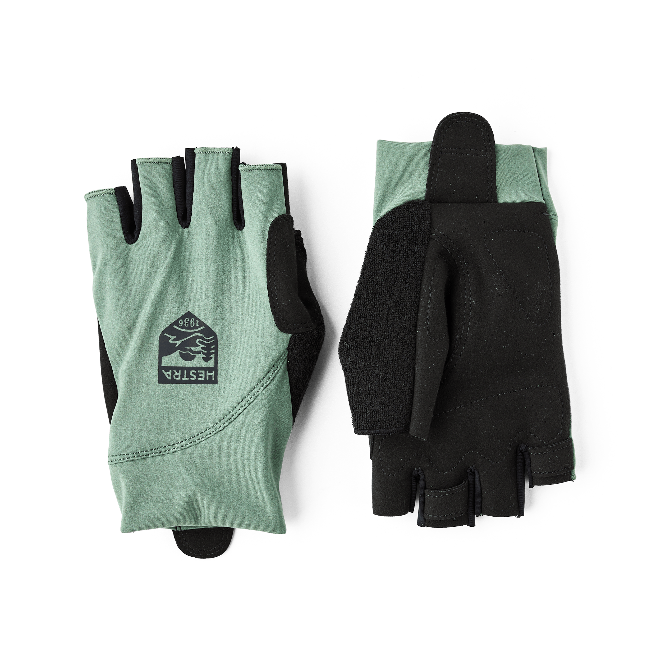 Apex Short - 5 finger in the color Silver Green (1 of 5)