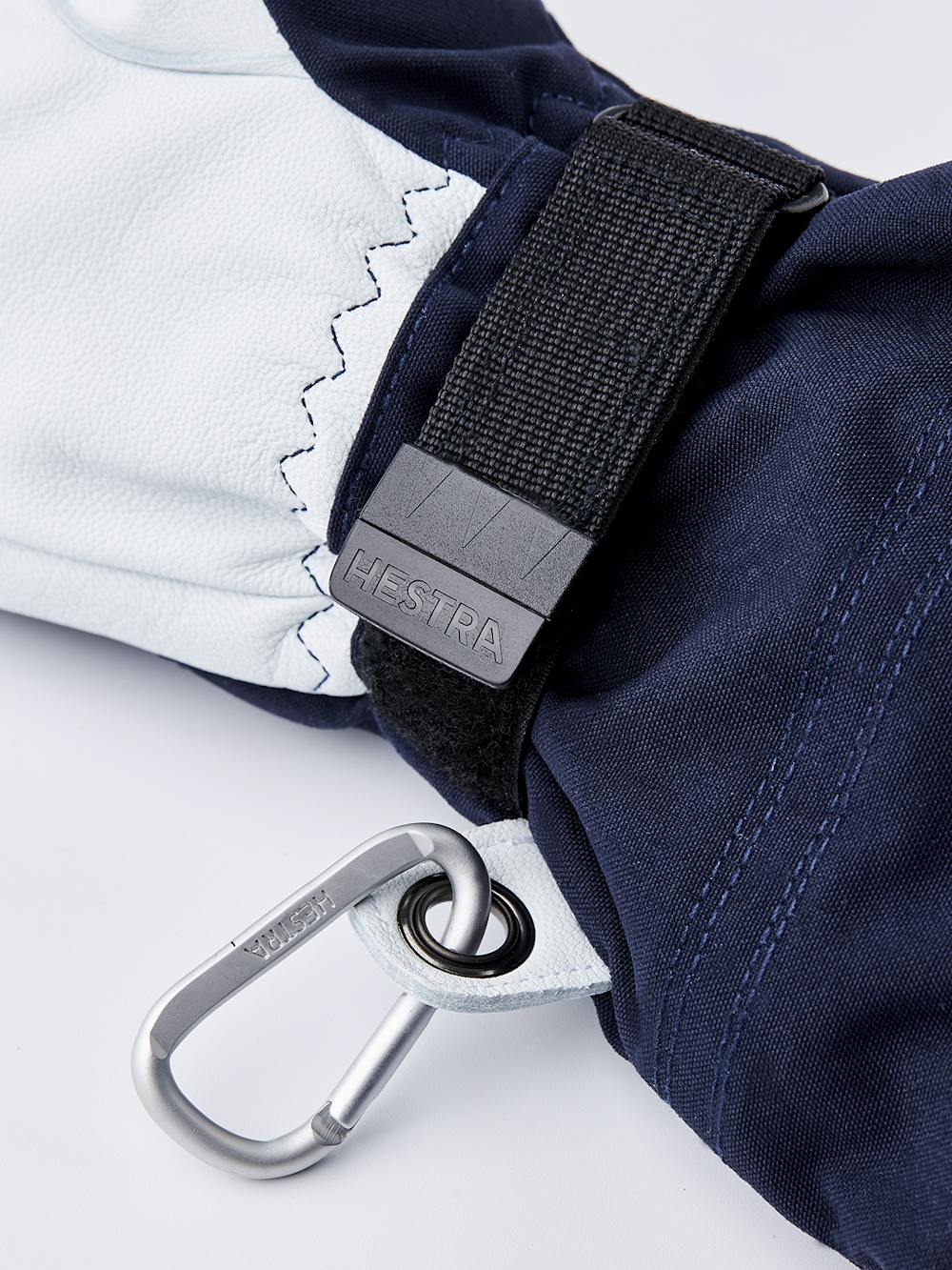 Dark blue ski glove with white goat leather palm
(5 of 7)