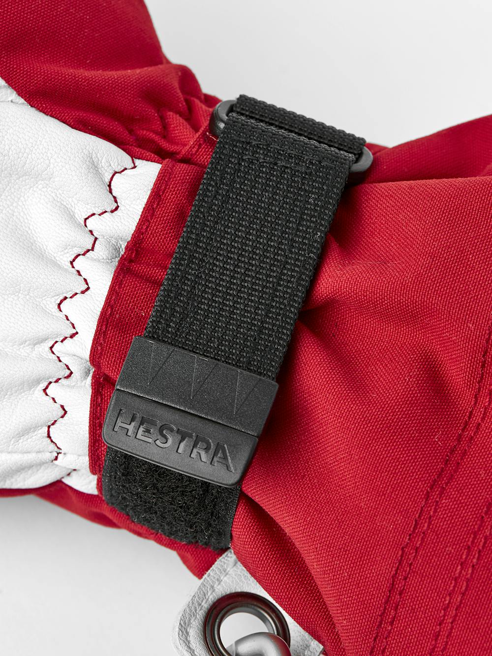 Red ski glove with white goat leather palm
(5 of 7)