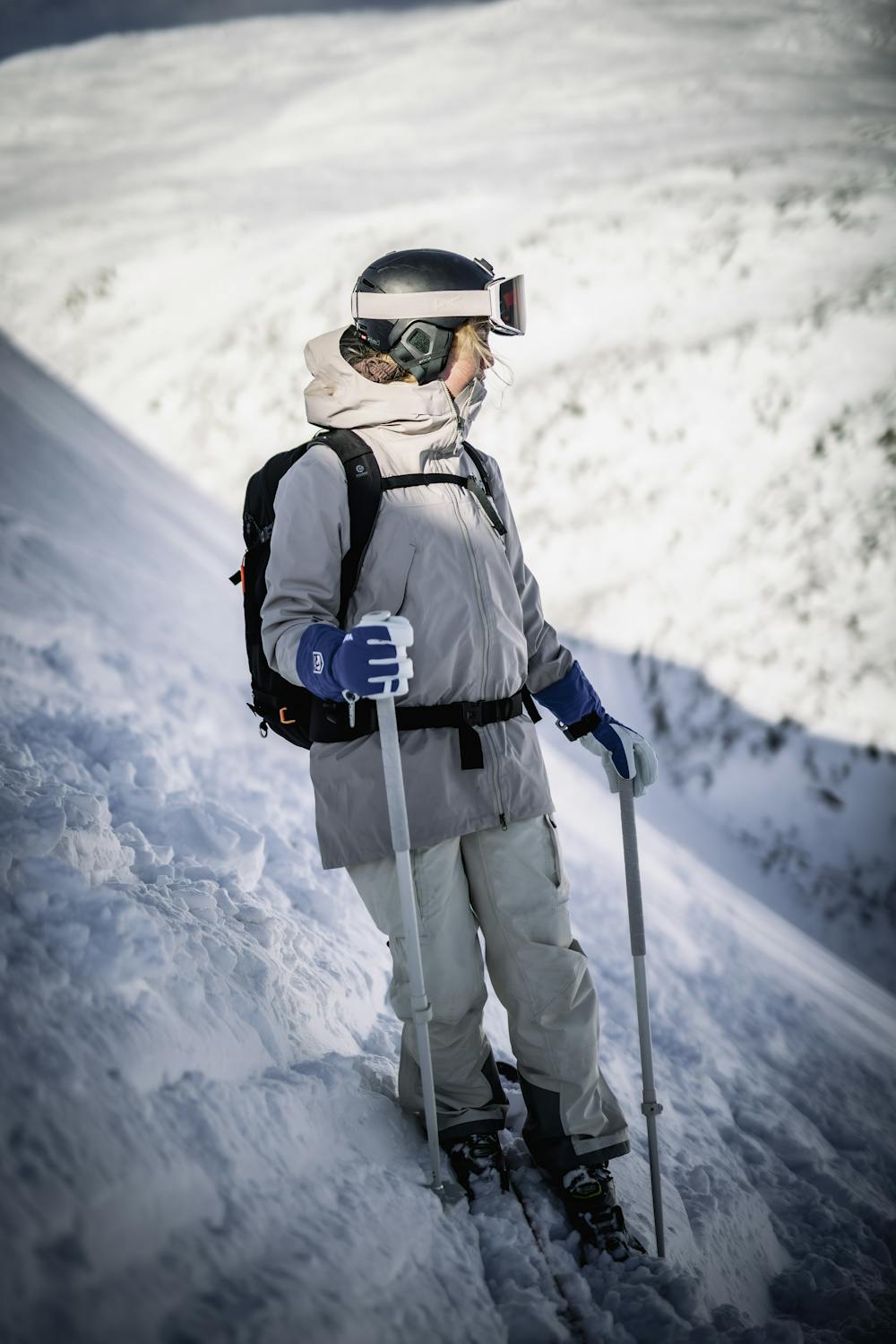 Blue ski glove with white goat leather palm
(2 of 13)