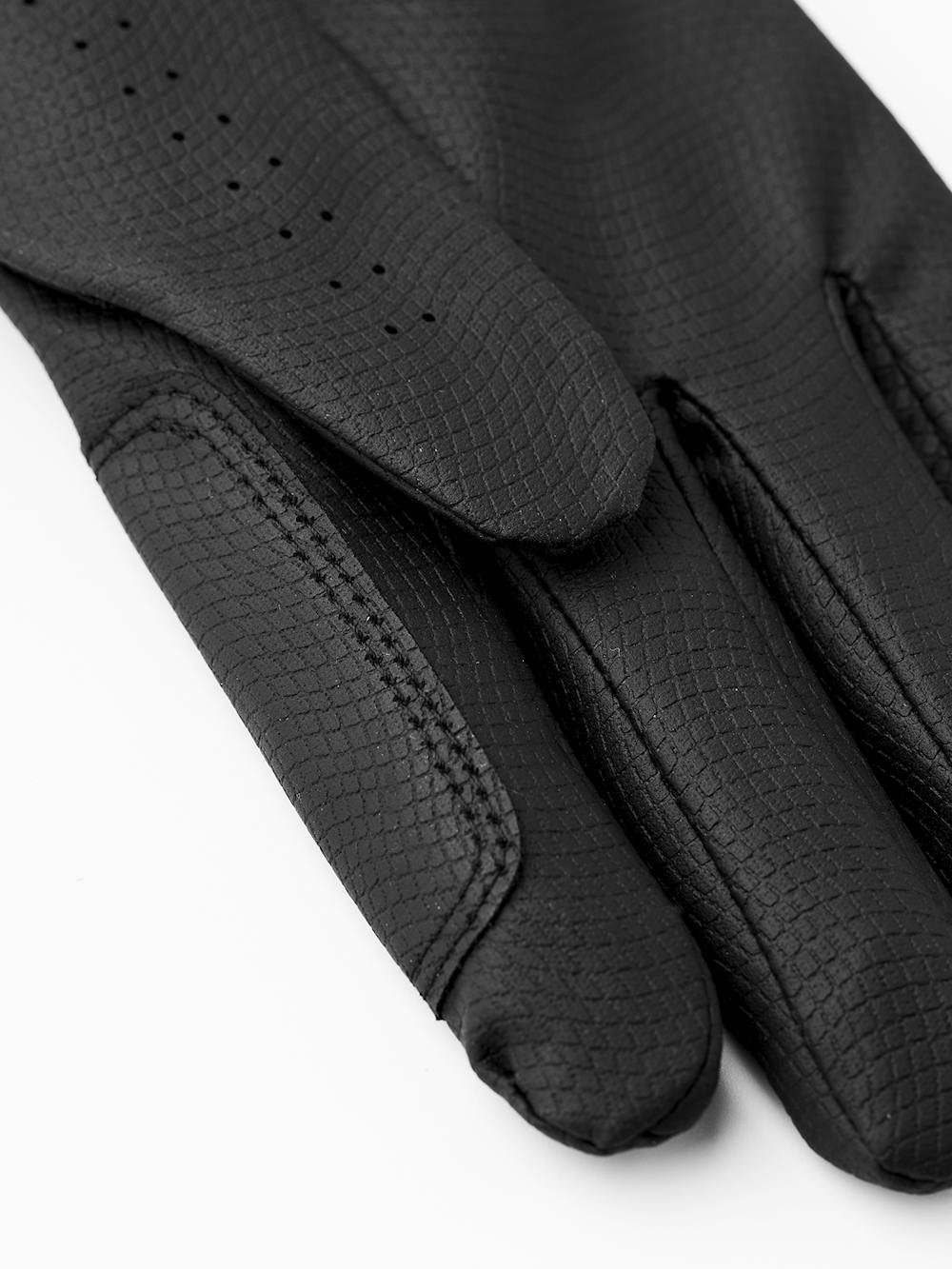 Black riding glove made of synthetic material (2 of 3)