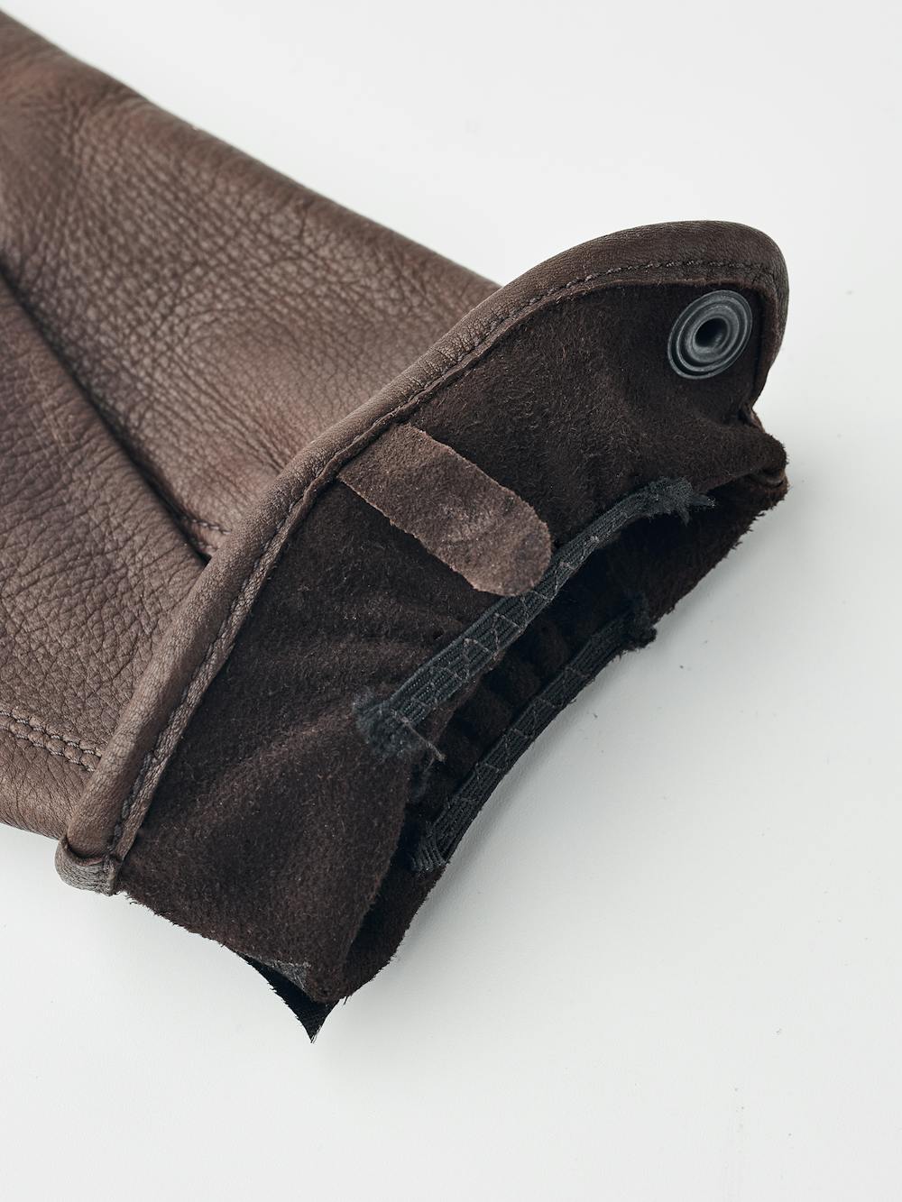 Dark brown deerskin riding glove (7 of 7)