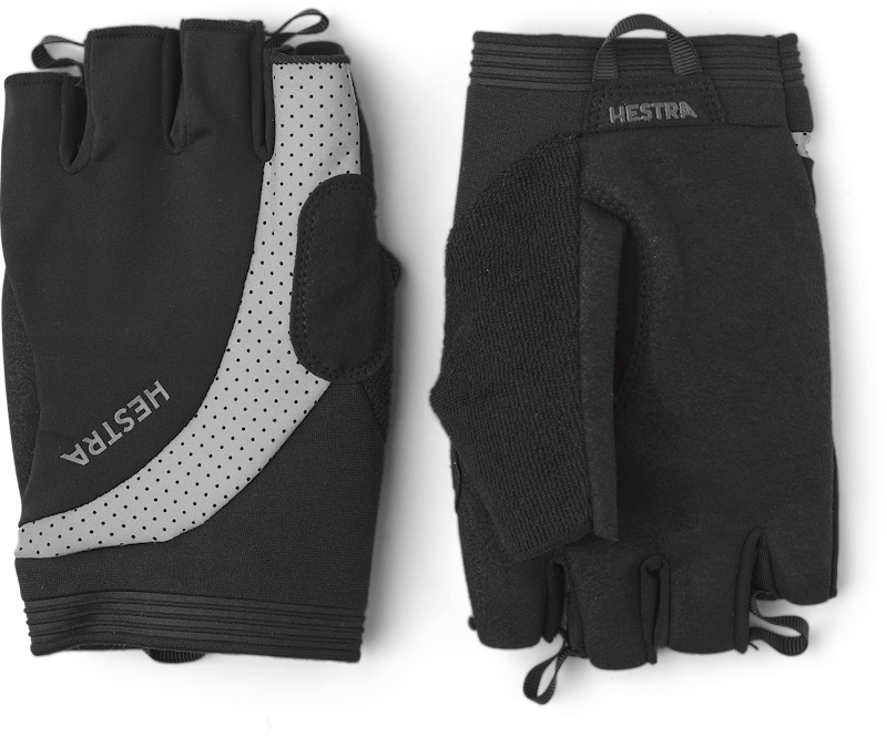 Apex Reflective Short 5-finger in the color Black (1 of 5)