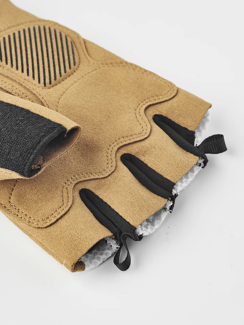 Bike Short Sr 5-finger in the color White (6 of 8)