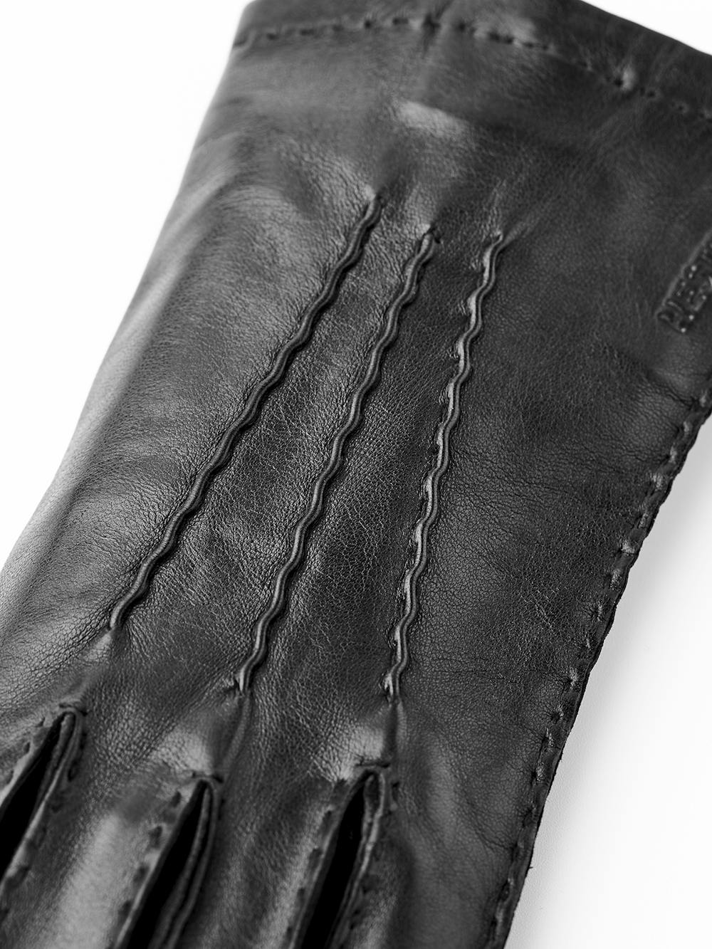 Cathrine in the color Black (2 of 4)