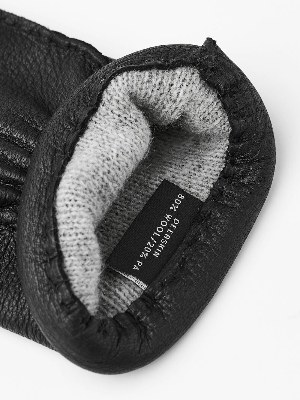 Black hand-sewn deerskin glove
(4 of 4)