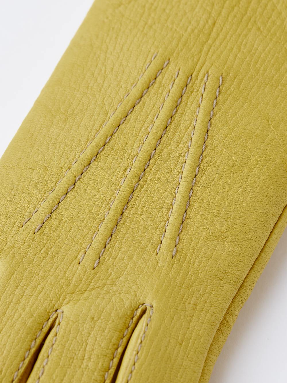 Gelber maschinengenähter Lederhandschuh aus Hirschleder
 (4 oder 6)