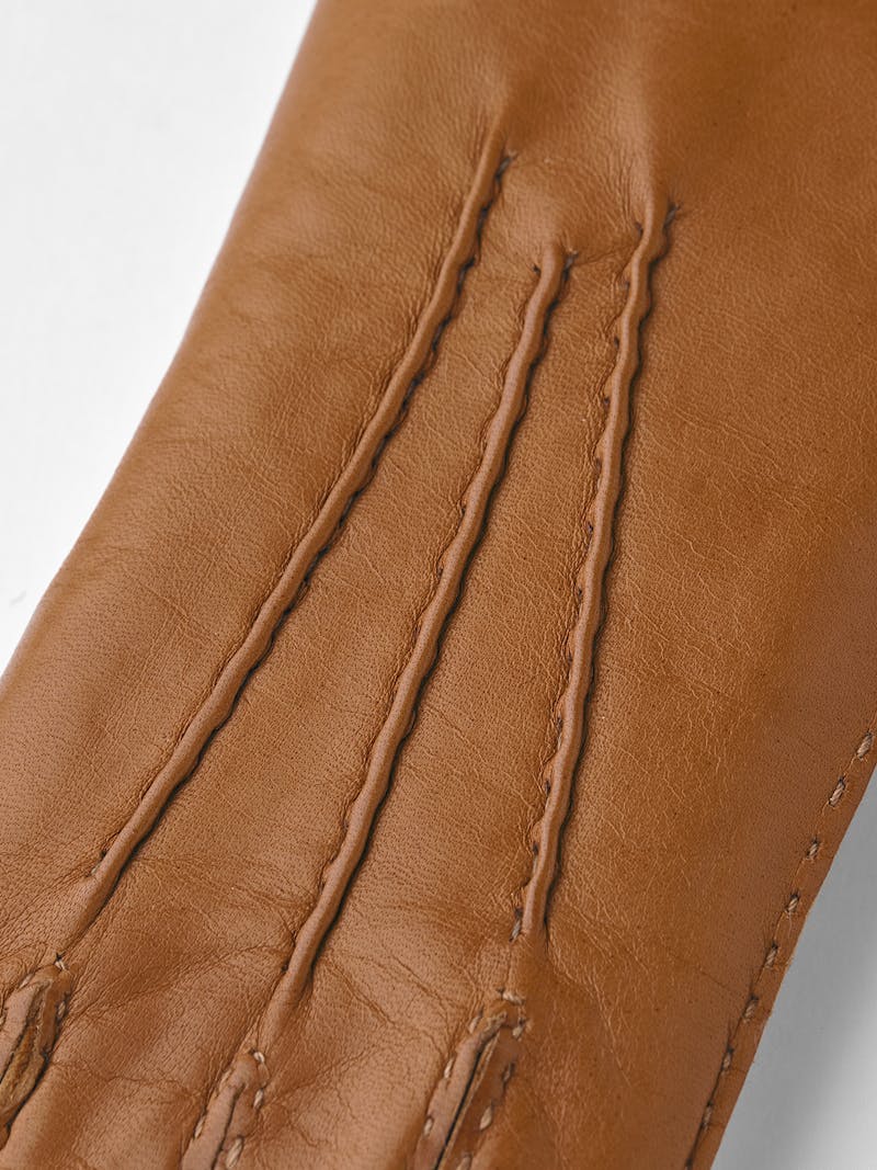 Light brownish-yellow hand-sewn hairsheep leather glove
 (2 of 3)