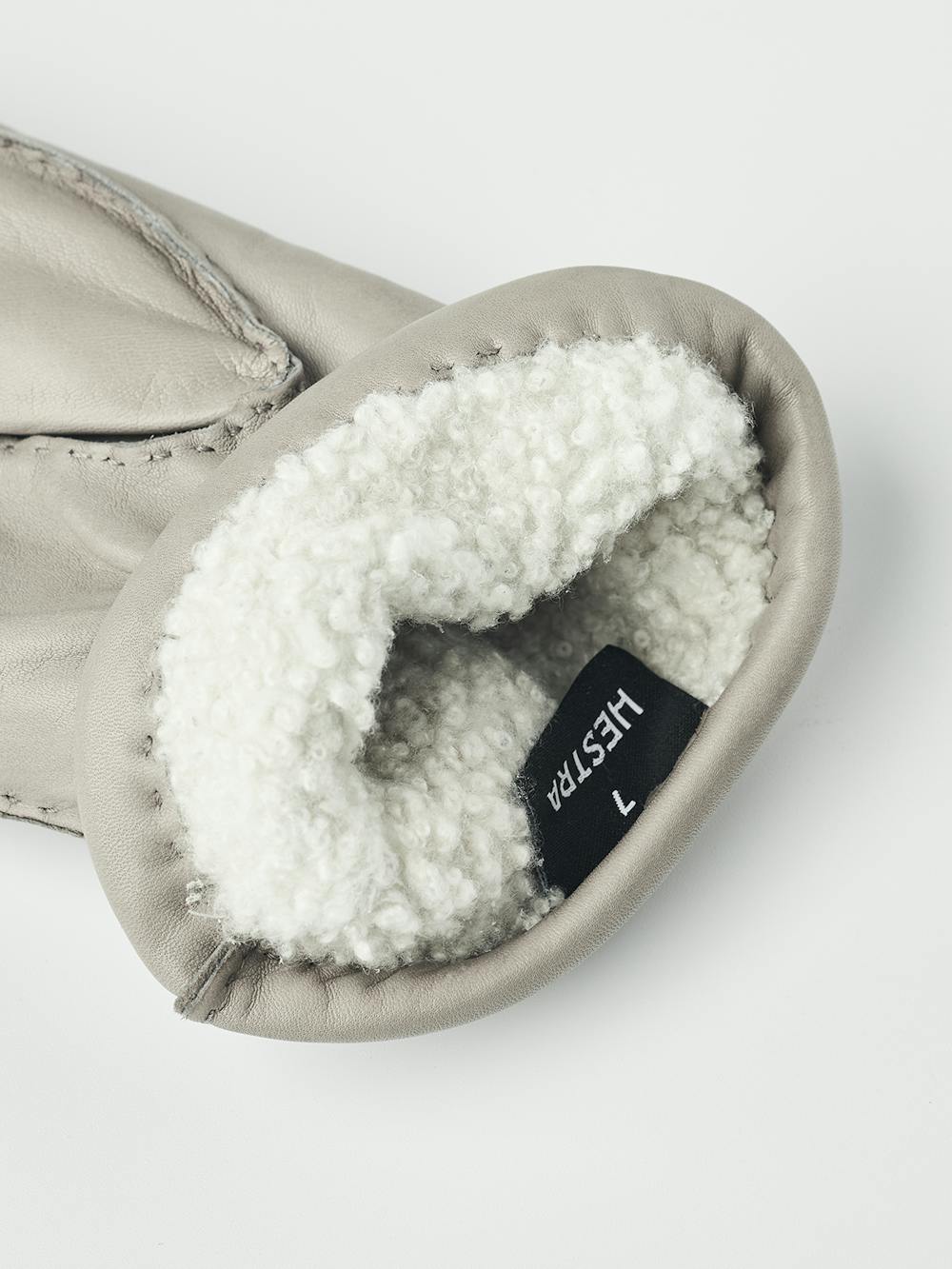 Light gray hand-sewn hairsheep leather glove
(3 of 5)