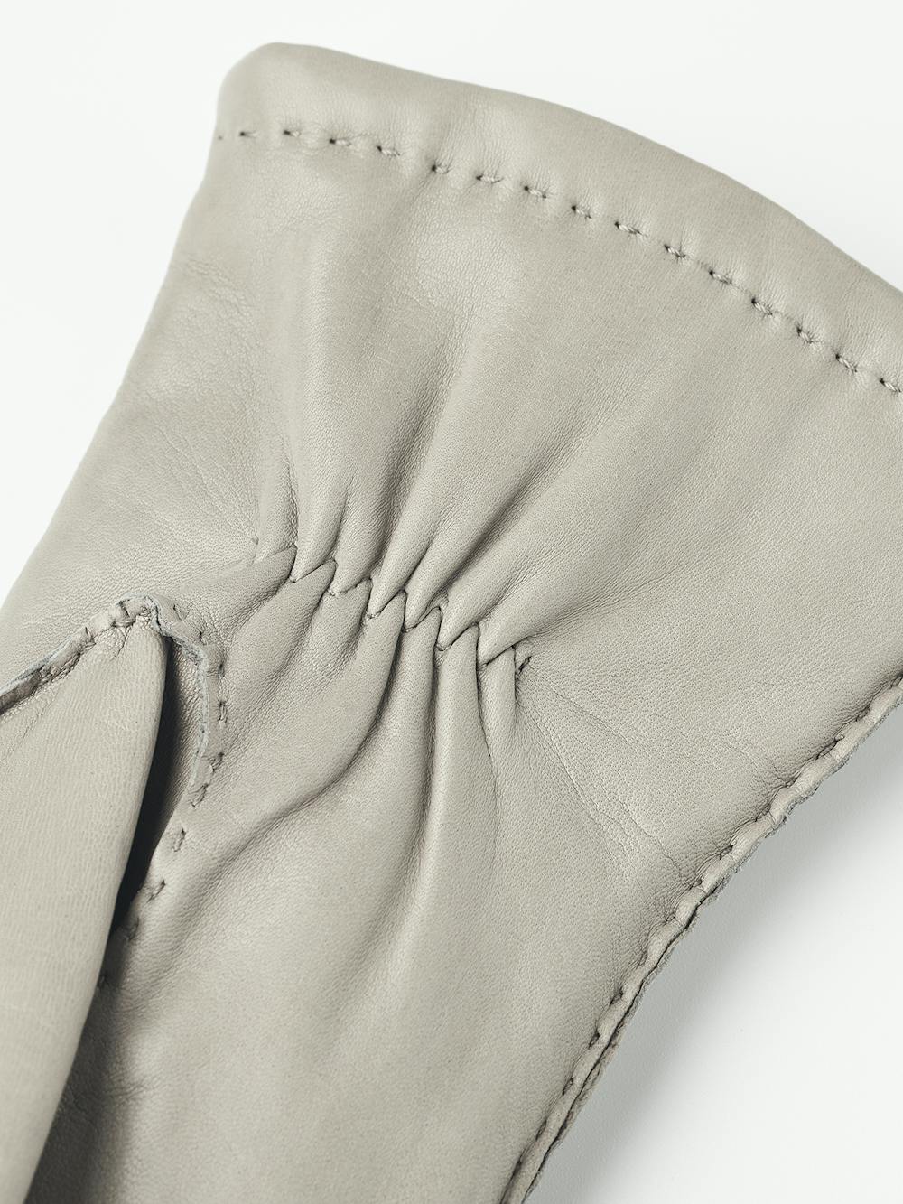 Light gray hand-sewn hairsheep leather glove
 (4 of 5)