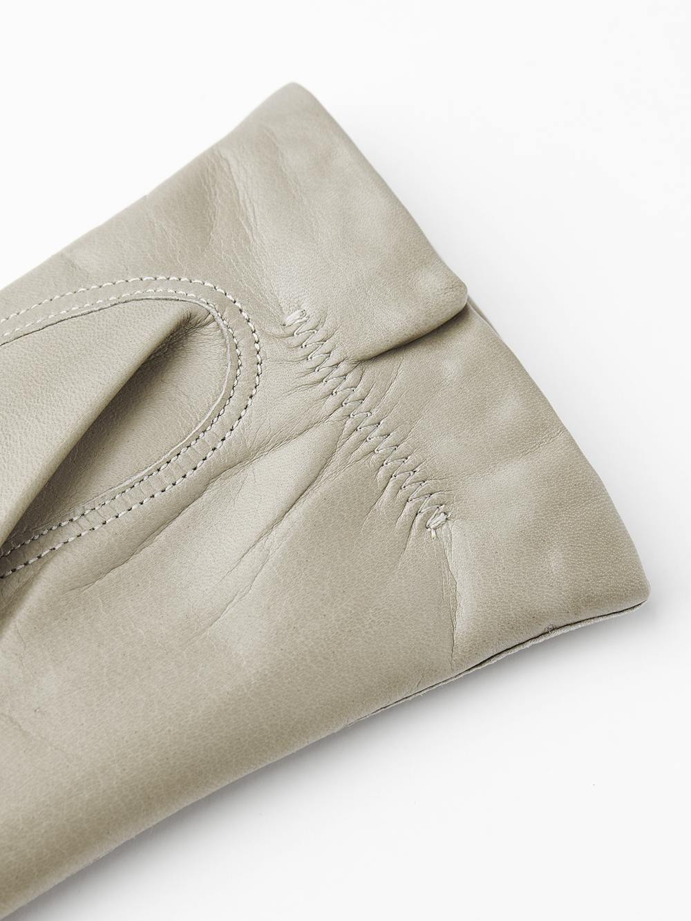 Light gray machine-sewn hairsheep leather glove
 (2 of 3)