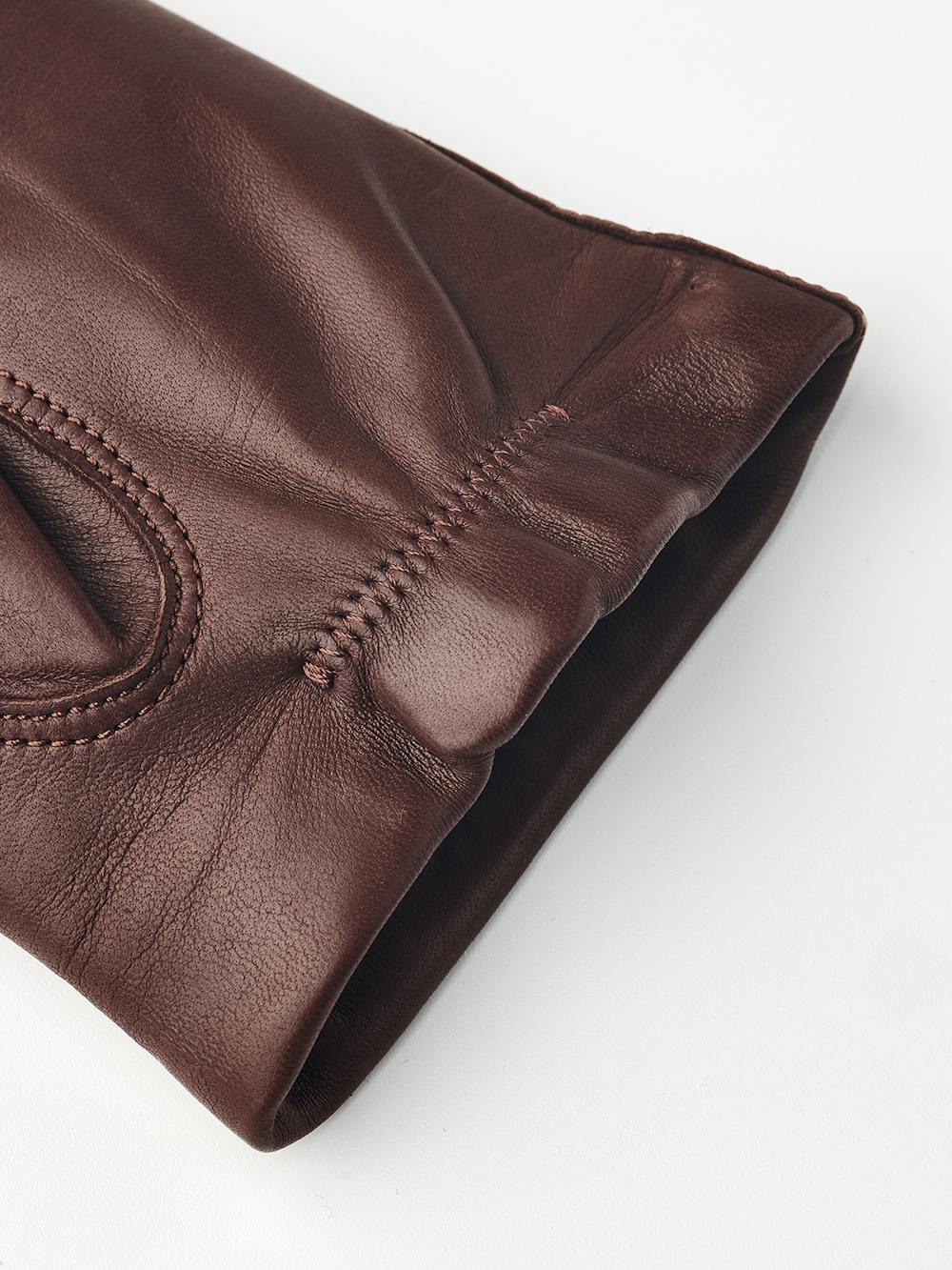 Brown machine-sewn hairsheep leather glove
(3 of 3)
