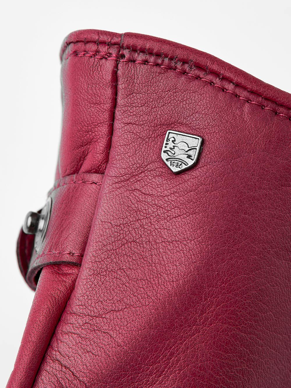 Åsa in the color Dark red (2 of 3)