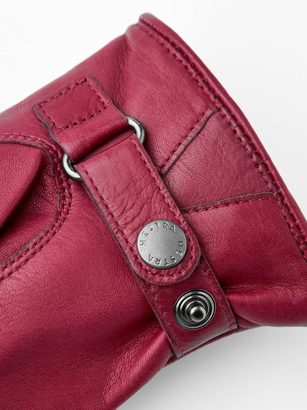 Åsa in the color Dark red (3 of 3)