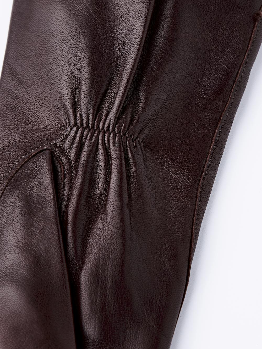 Brown machine-sewn hairsheep leather glove
(2 of 4)