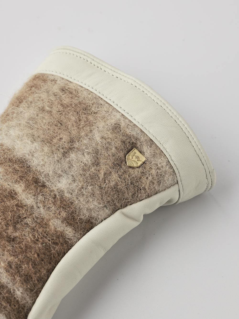 Saga in the color Beige Multi/ivory (6 of 6)