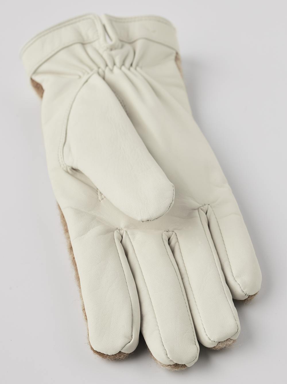 Saga in the color Beige Multi/ivory (3 of 6)