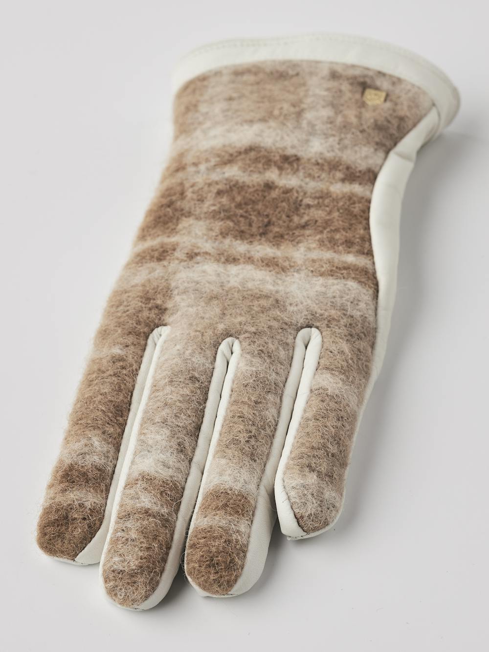 Saga in the color Beige Multi/ivory (5 of 6)